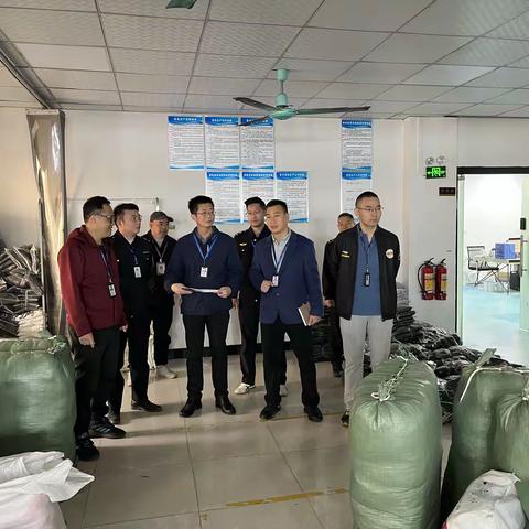 商管科派员参加市强化“散乱污” 场所清理整治行动专项督查迎检工作