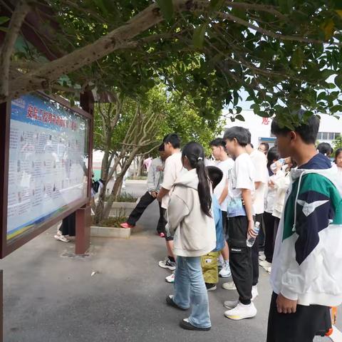 筑梦新起点，一起向未来 ——安陆工校开放周