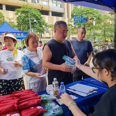 暖心禾湾——“平安你我共建”消防安全主题活动进行中