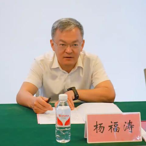杨福涛走访甸柳辖区鼎峰中心重点企业