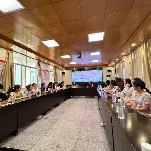 青蓝相济共成长 薪火相传谱华章——丰城市第三中学2024—2025（上）青蓝工程师徒结对座谈会