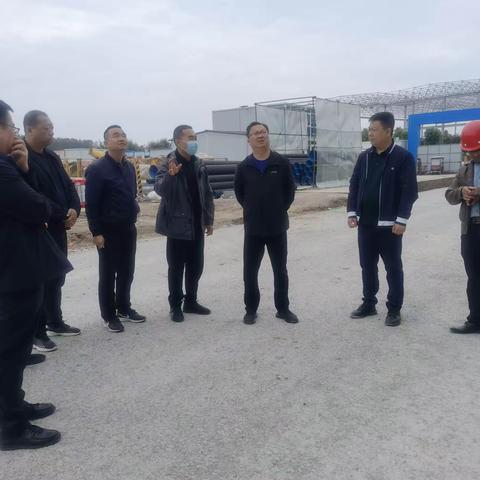 区领导刘红选召开PACK生产线及储能项目现场工作会
