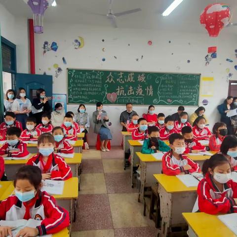 融团队智慧，展团队风采——明礼实验中学“团队教学比武”活动纪实【语文篇】
