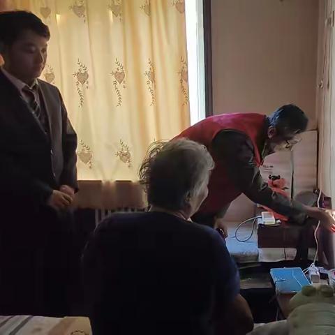 一盏感应灯，照亮“脚下路”，点亮“心中光”