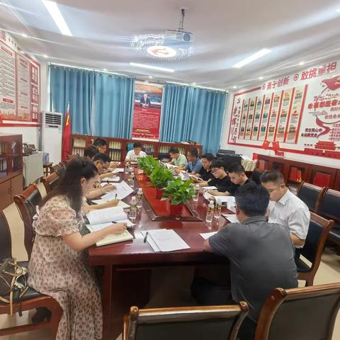 焦聚集团办学 赋能共同发展 ——那大第三小学教育集团召开2025年秋季学期工作会议