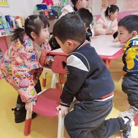 【慧层教育集团】—驿城区慧博幼儿园幼儿个案观察记录表