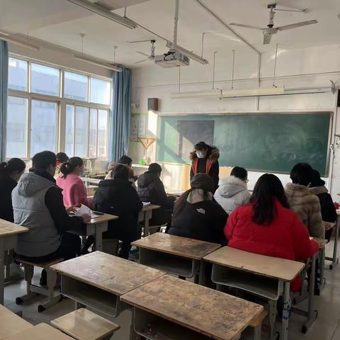 学习丰盈智慧，交流共话成长---乔官镇小学校本教研活动