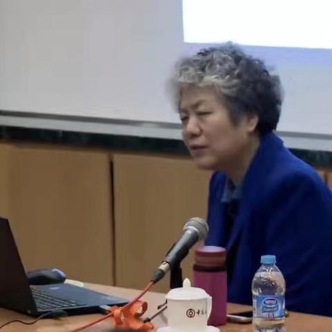 【科尔沁区家长学校】  家·成长课堂 李玫瑾：教育关键在于教育父母