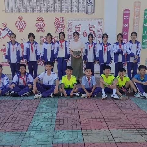 加坡小学六年级习作集（二）