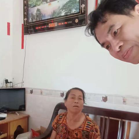 市场监督管理局到兰罗村委会开展乡村振兴攻坚日暨主题党日活动