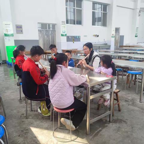 笛声悠扬，童心绽放——地方镇中心小学竖笛社团风采展示