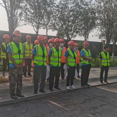 以“演”筑防 以“练”备战—军创环卫公司开展应急检查演练