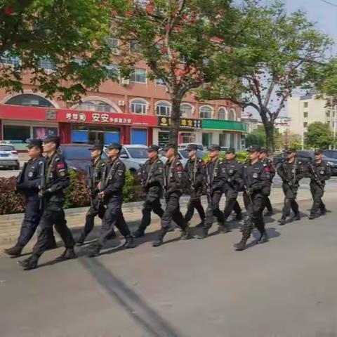 磁县特巡警大队 依托“网格化”巡区与智慧警务站构建平安磁县体系建设