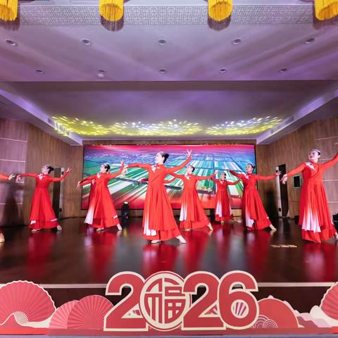 国网亳州供电公司退休人员亮相公司文艺汇演 舞动新春展风采