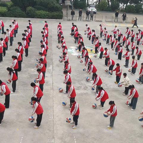 喜迎元旦 活力满校园 --板桥镇小堡子小学大课间与课后服 务展示活动