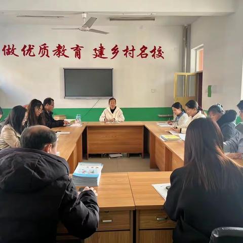 研思致新，赋能前行——记高州市教师发展中心教研部小学组教研员莅临高州市榭村小学开展视导活动