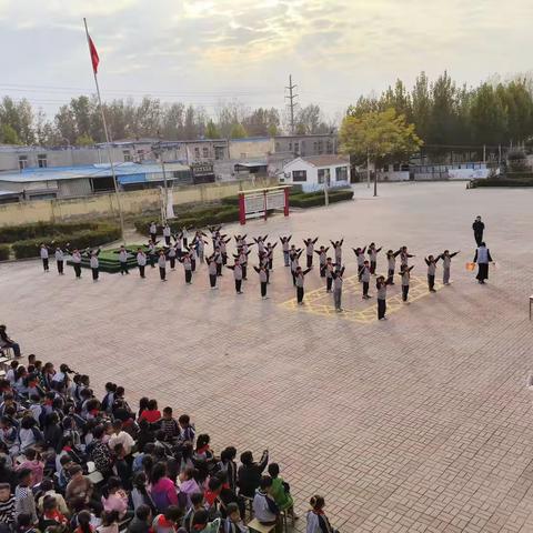 活力广播体操，共筑健康校园——潘庄镇第二小学广播操比赛
