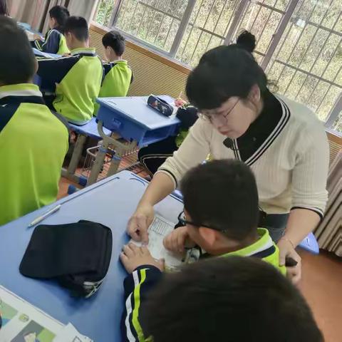 魅力课堂展风采 主题教研促成长