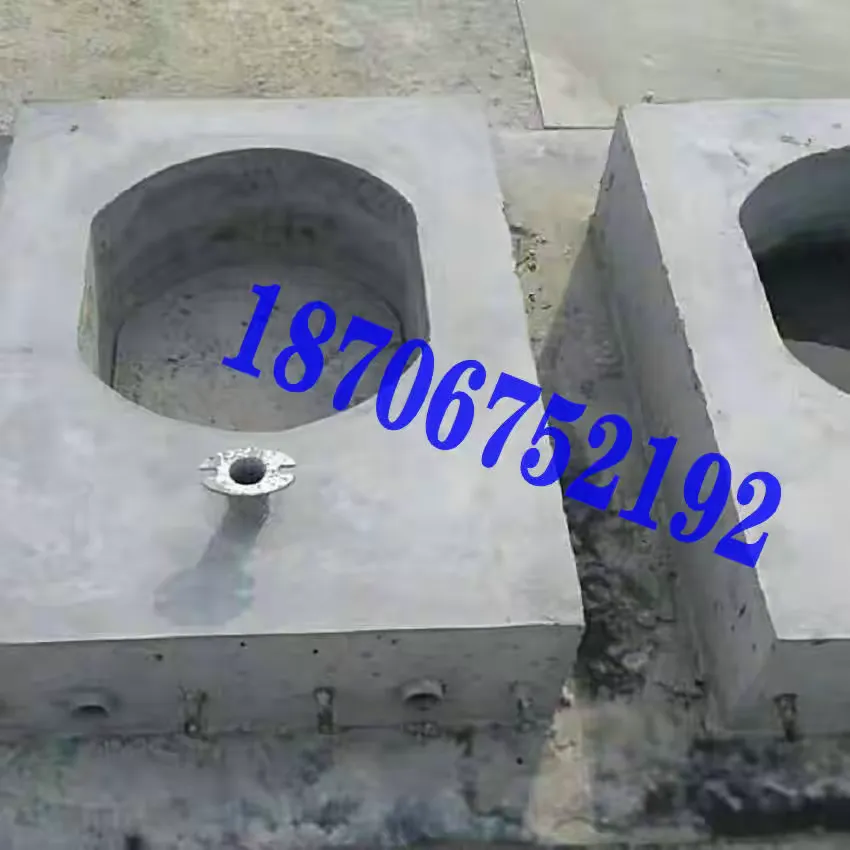 简篇-陕西鸿信铁路设备轨道旁铁路信号设备基础支架