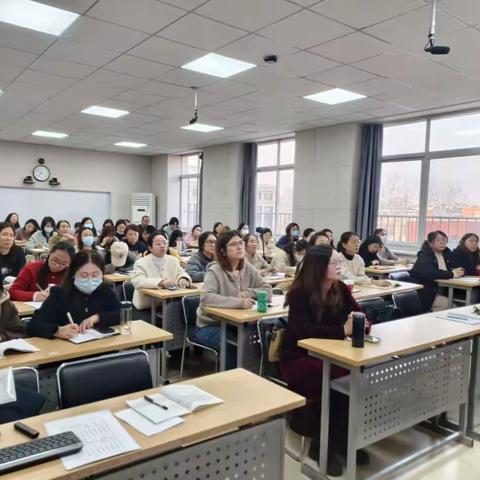 解锁思维密码    开启研究宝库 ----张店区骨干教师教育教学课题研修培训活动圆满落幕