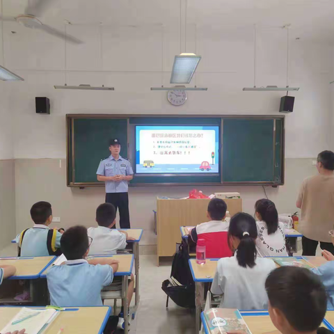 丹江派出所多措并举守护校园安全