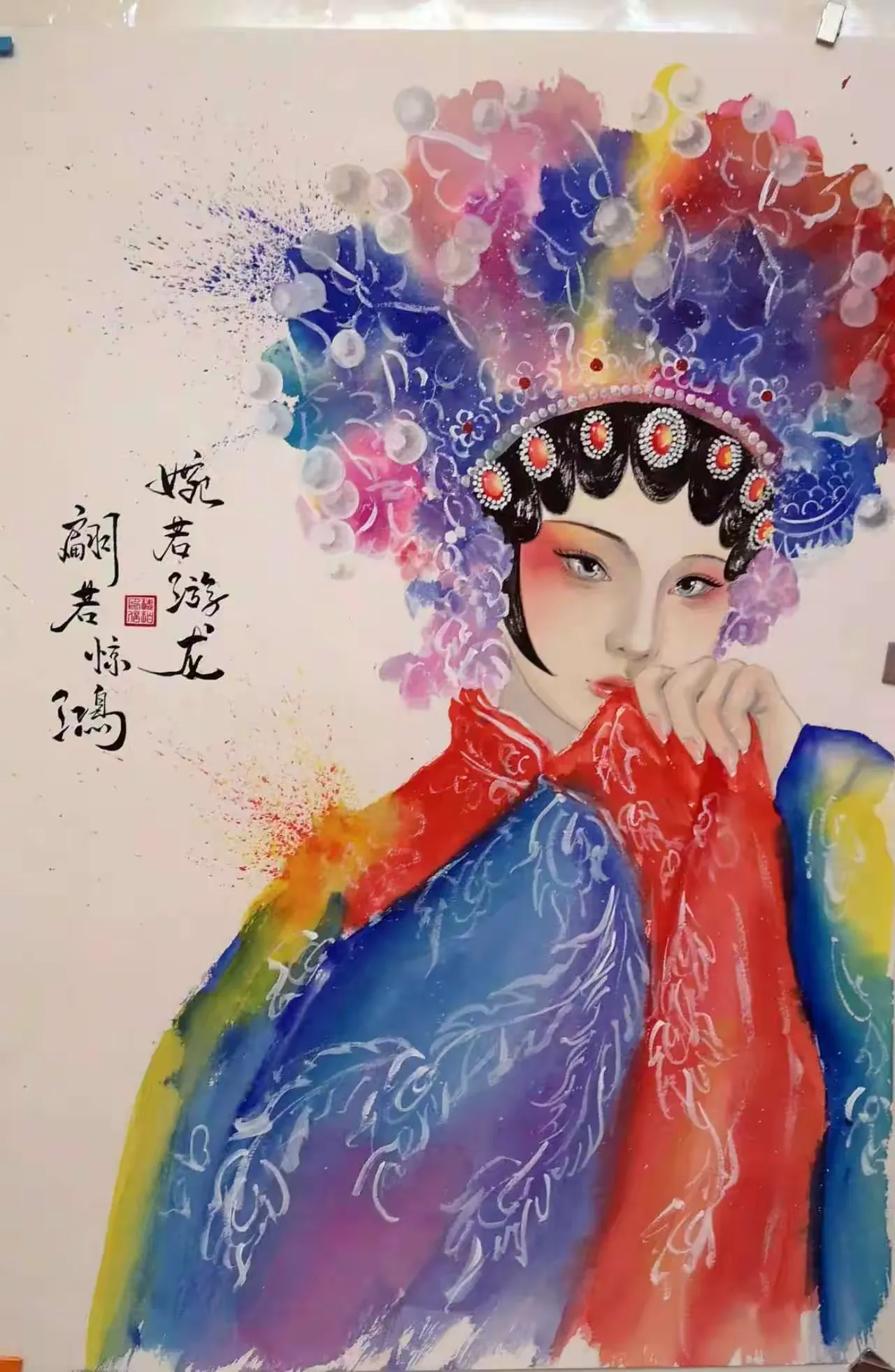 简篇-名师画家琥珀:以独创笔墨,让戏曲国画走向大众、走向世界