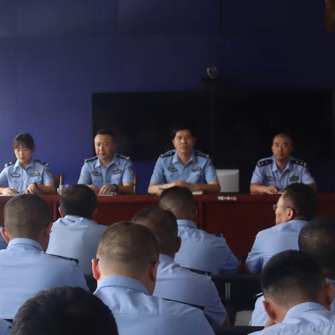 宝塔分局刑警大队召开领导干部会议