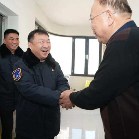 新春送温暖 慰问传真情——集团领导看望慰问退休老领导和困难职工