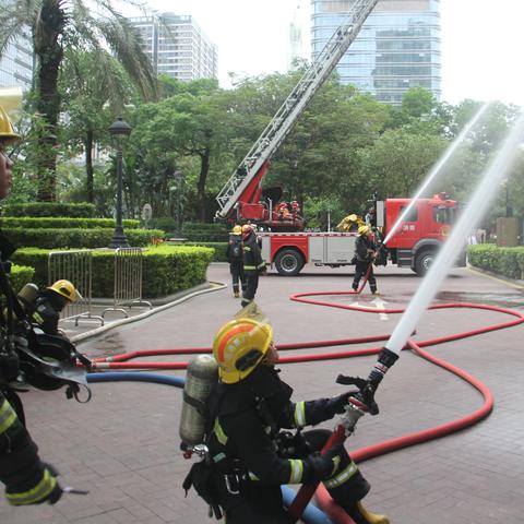 大运城消防救援站深入中海凯骊酒店开展消防安全培训及演练活动