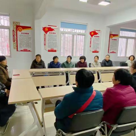 “木兰“花开芳自溢，“她议”巧解千千结