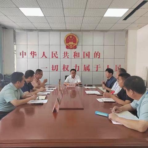 大名县人大常委会副主任杨耀东就代表建议办理情况进行调研