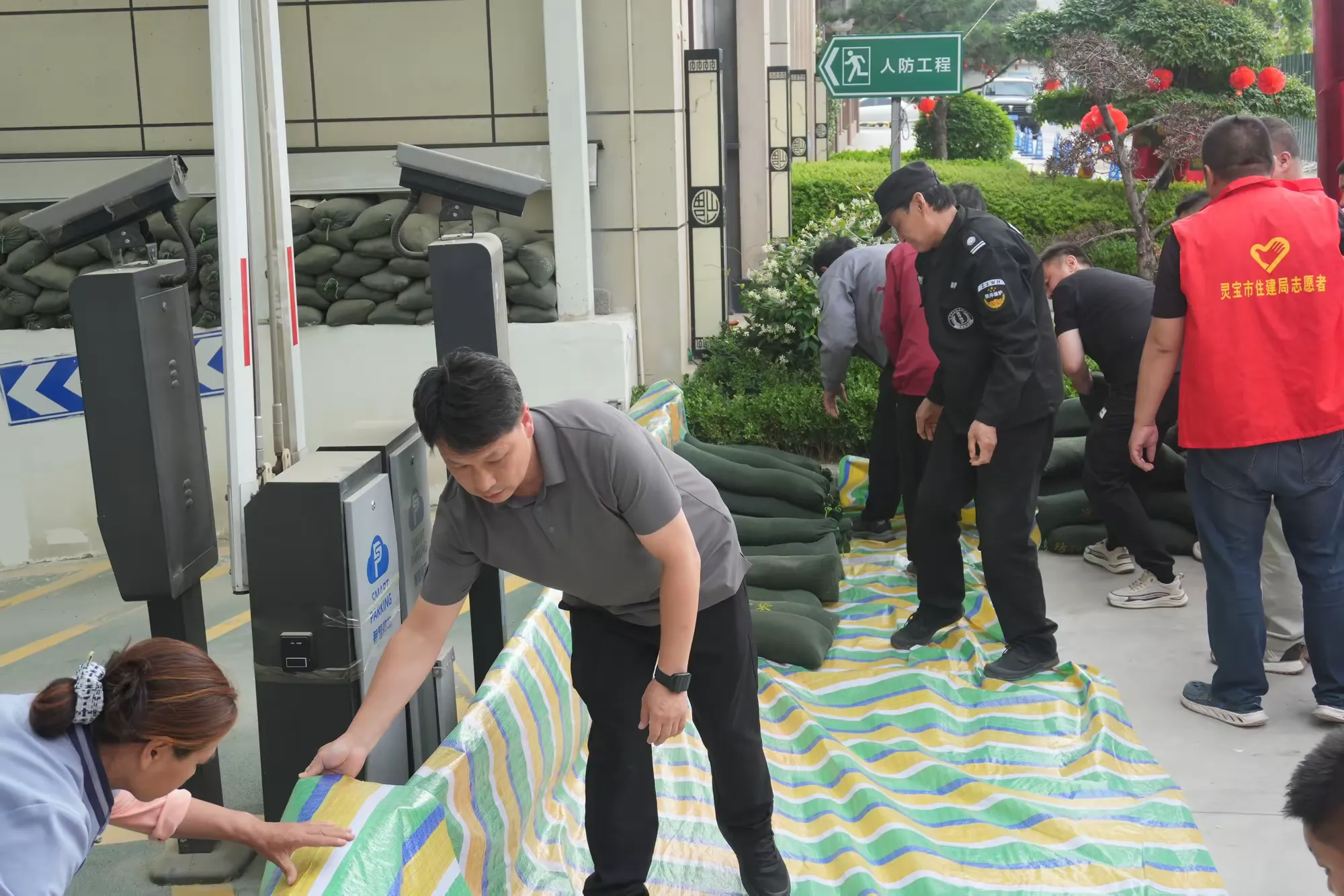 简篇-以练筑防强本领 未雨绸缪守平安——涧西区开展防汛应急演练
