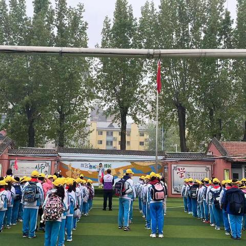 【姚家园校区】重温峥嵘岁月  志做追梦少年（五年级）