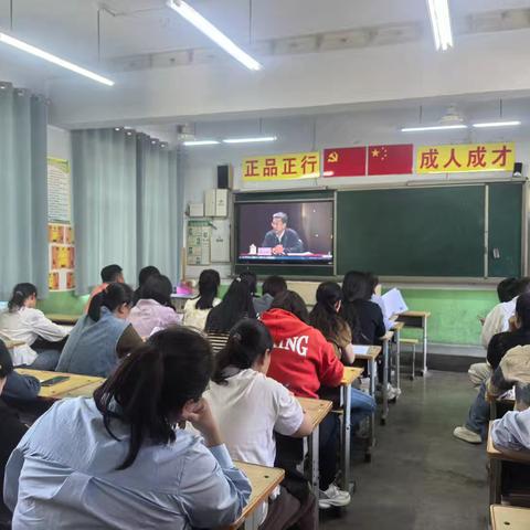 人工智能让教学更有温度——经开一小校长人工智能二次培训活动