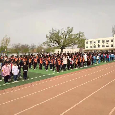 花香满径，让心里洒满阳光——关家营学区5·25心理健康活动