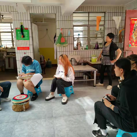 右所社区党群服务中心开展“关爱残疾人 把爱送到家”志愿服务活动