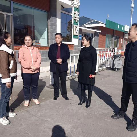 市文化广电和旅游局副局长张守华一行来涉督导检查旅游公共服务体系建设工作