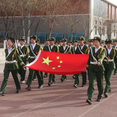 春暖花开新起点，“兔”飞猛进新征程——乌海市第三中学春季开学第一天纪实