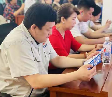 2024.6.19东站街道蓝山社区：人大代表积极参与社区警务，共同推进防范电信网