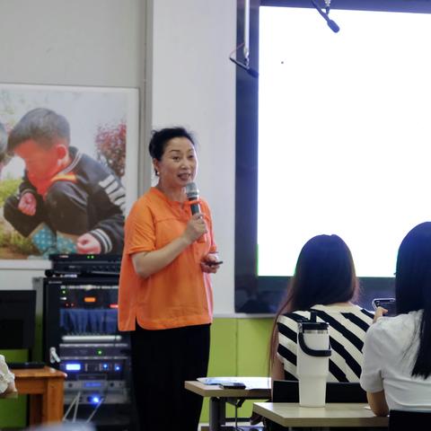 相信儿童——记安吉县幼儿园教师90学时培训第三阶段培训活动