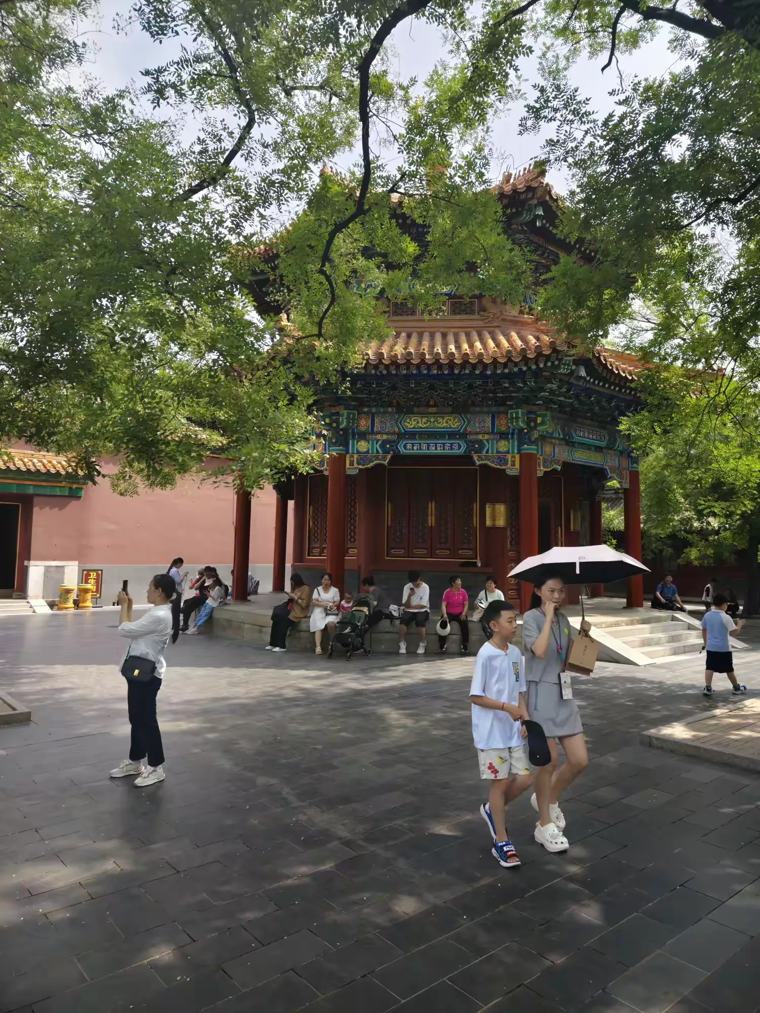 简篇-夏游雍和宫