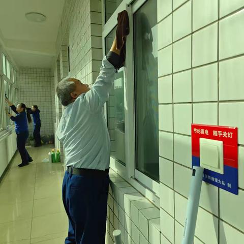 辞旧迎新洁营区 凝心聚力迎新春——扶风县消防救援大队开展迎新春大扫除活动