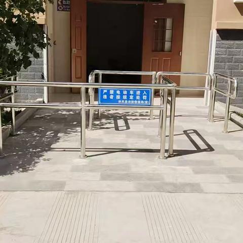 筑牢楼道安全屏障——扶风消防推行物理硬隔离管控电动自行车进楼入户