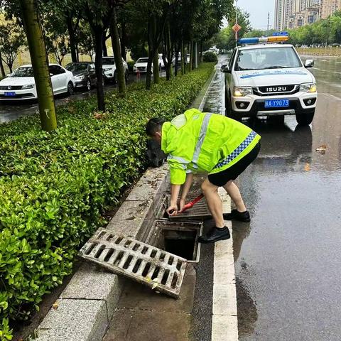 强降雨来袭 迅速响应处置