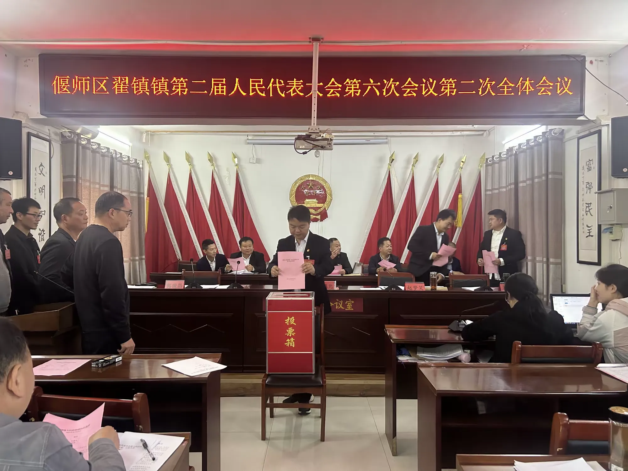 62d8afe0db4a4671af84db0044af19c9__transed__jpg.heic~tplv-flrovnc8r8-s2-cC-q:0:0:0:0:q80.webp
