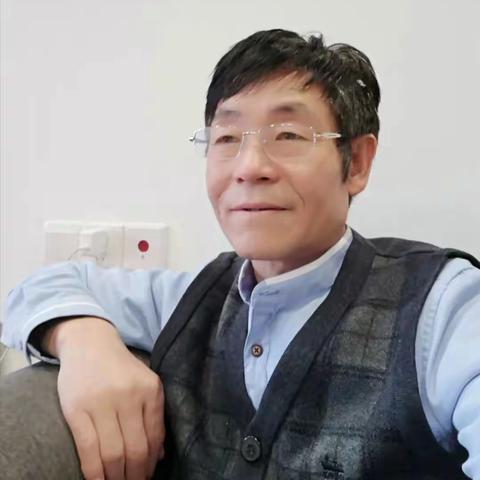 务实求真 探索实践——董恒汕作品赏析