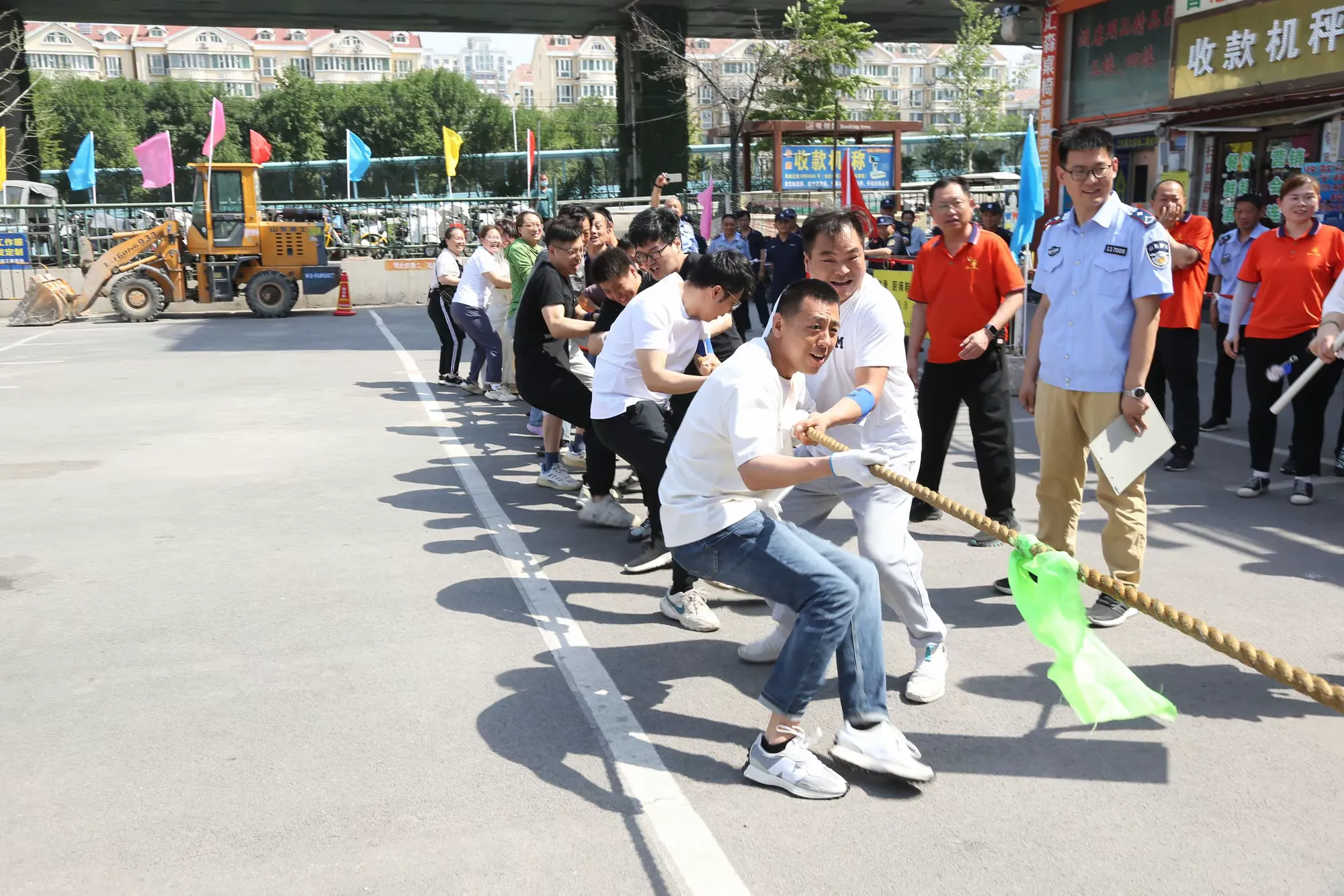 简篇-中恒商城员工业户春季健身、技能运动会圆满落幕