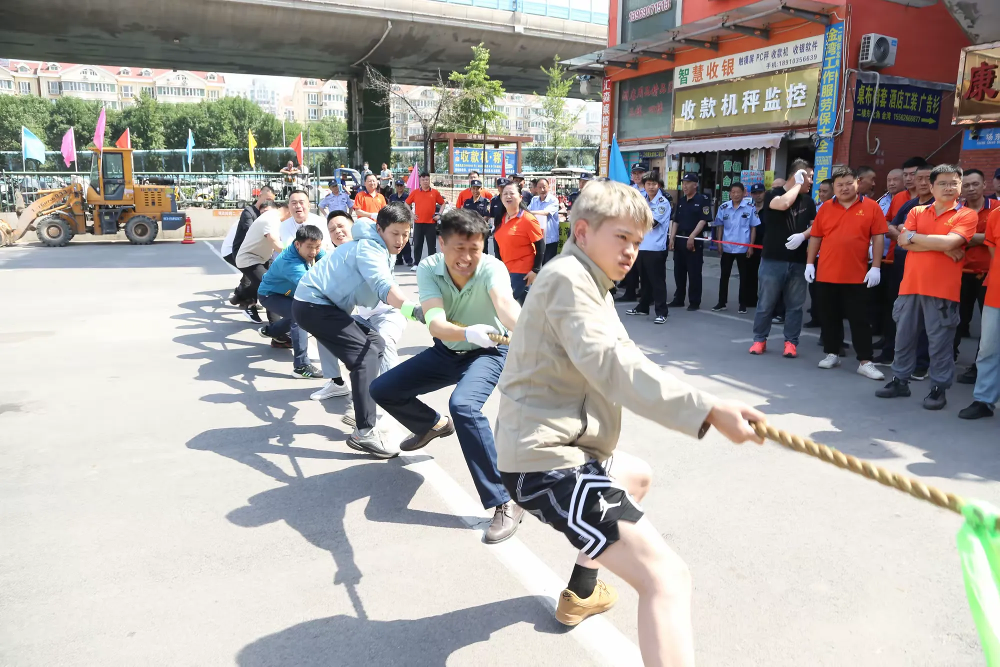简篇-中恒商城员工业户春季健身、技能运动会圆满落幕