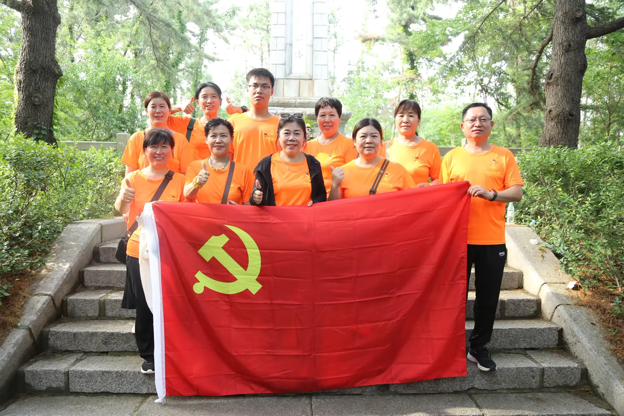 简篇-济南中恒商城党委——赴天福山起义纪念馆开展主题党日活动