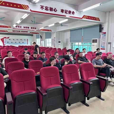 合成村禁毒宣传讲座